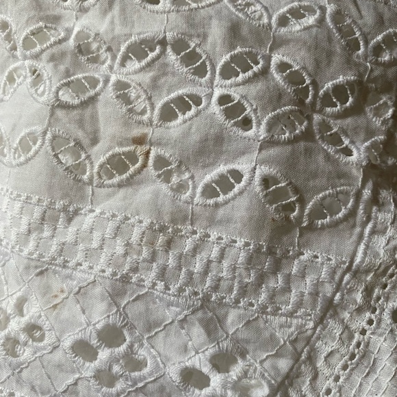 NWT REBECCA MINKOFF Caro Eyelet Ruffle Top White M - Picture 10 of 10